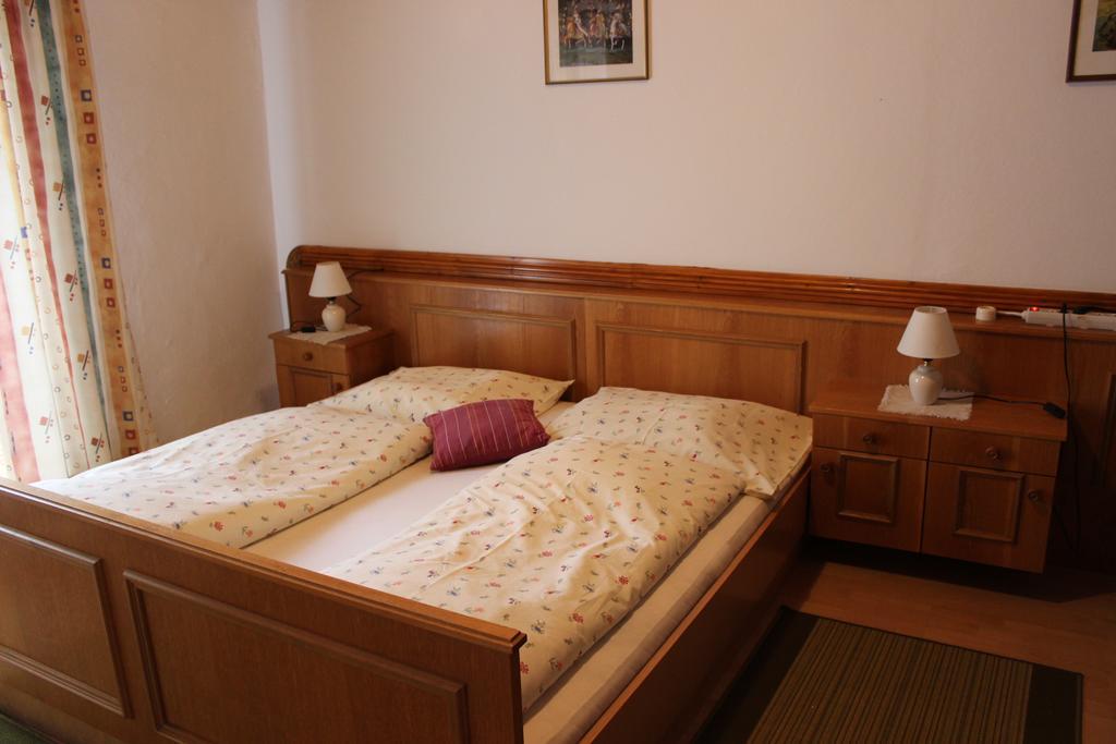 Gasthof Pension Buerger Schiefling am See Kamer foto