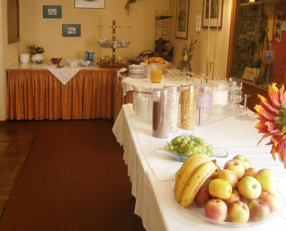 Gasthof Pension Buerger Schiefling am See Buitenkant foto